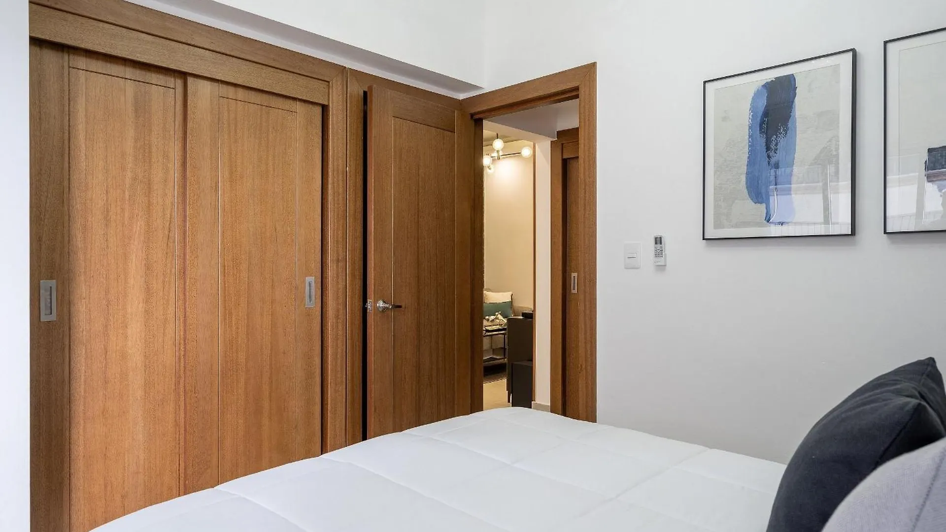 Сasa de vacaciones Splendid-Kingbed-3Br-Pool-Ac-Modern-Wifi-Yellowkey Santo Domingo