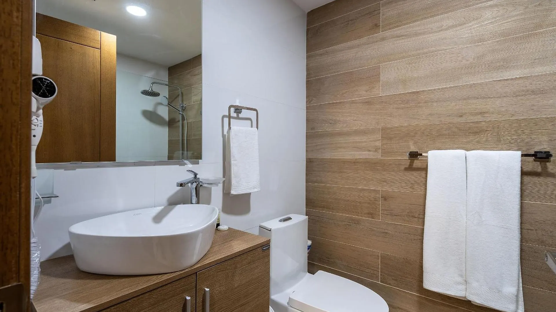 Сasa de vacaciones Splendid-Kingbed-3Br-Pool-Ac-Modern-Wifi-Yellowkey Santo Domingo República Dominicana