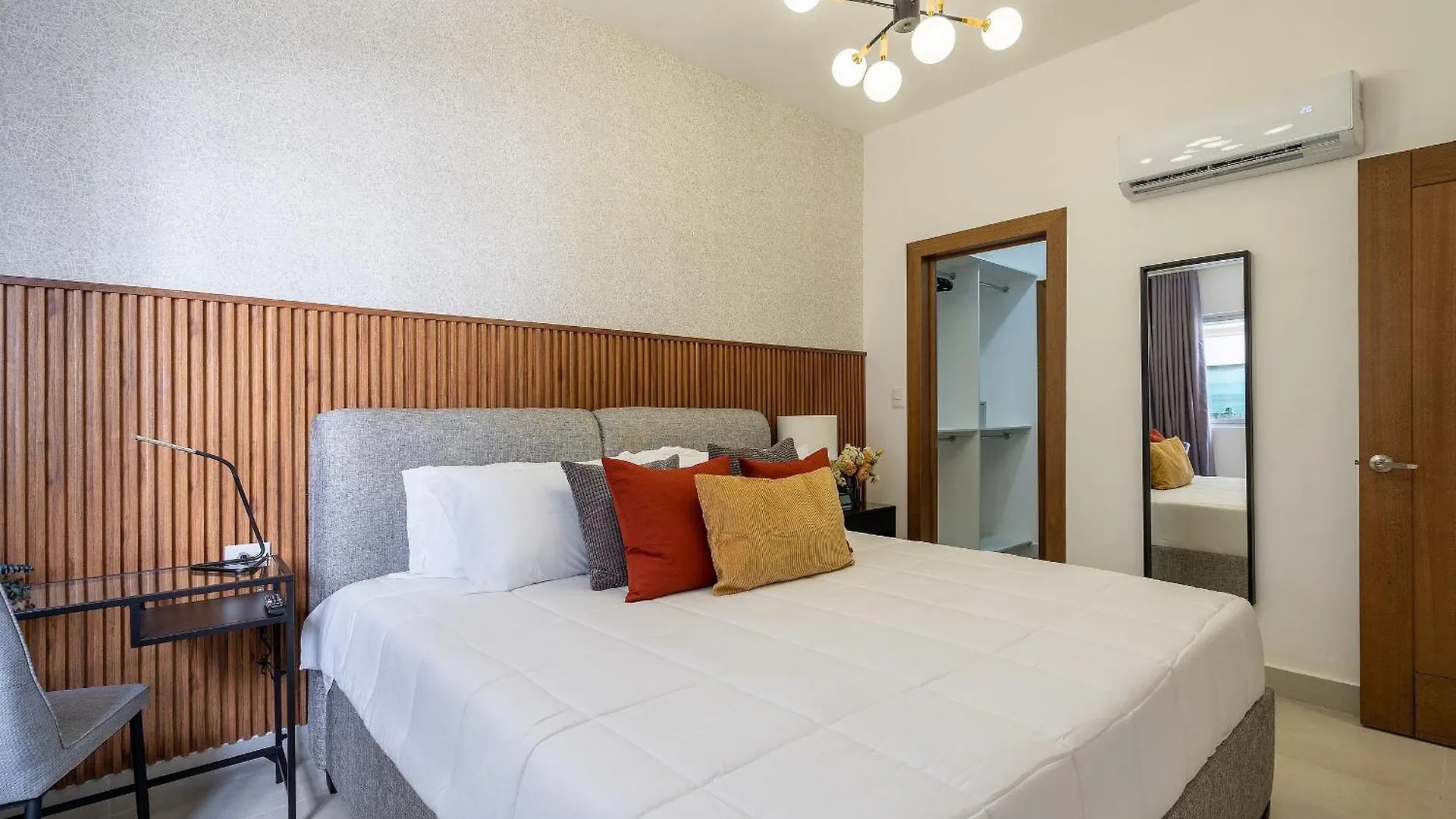 Splendid-Kingbed-3Br-Pool-Ac-Modern-Wifi-Yellowkey Santo Domingo 0*,